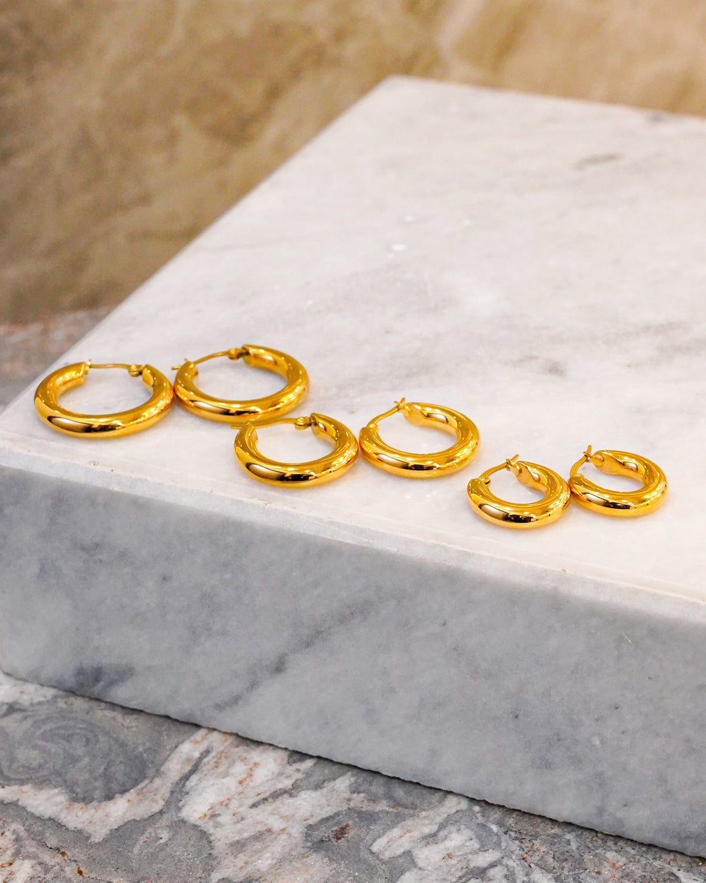 CAMILLE GOLD HOOPS