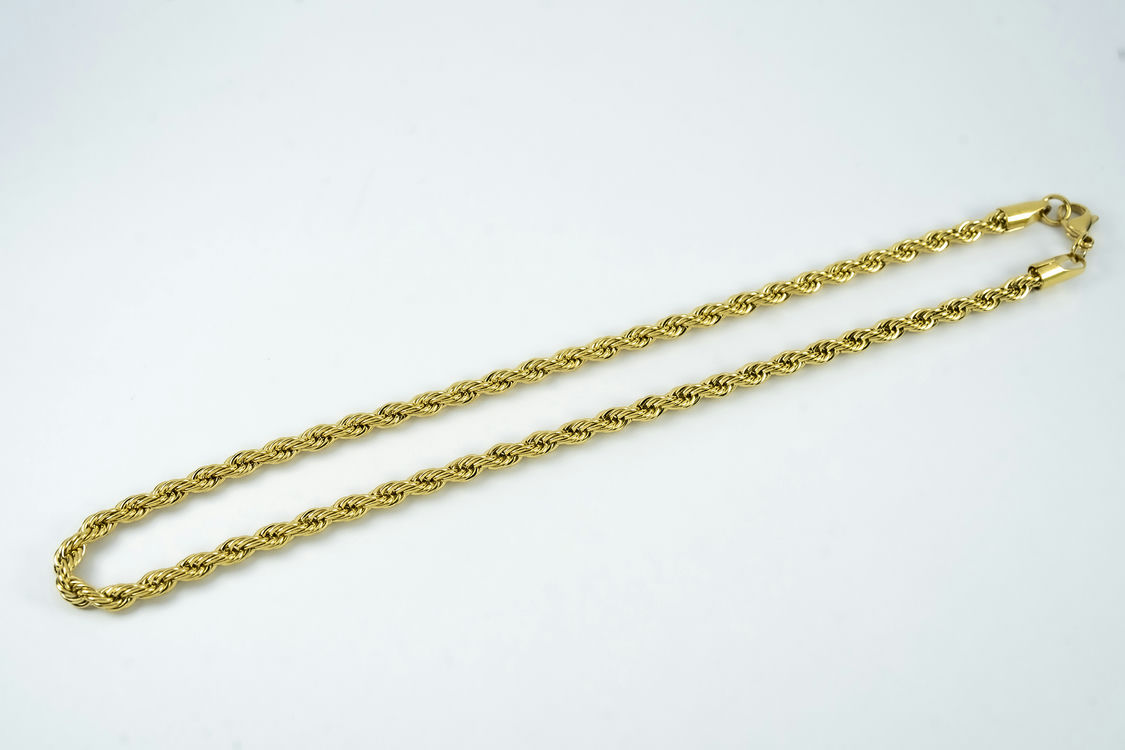 ROPE CHAIN NECKLACE