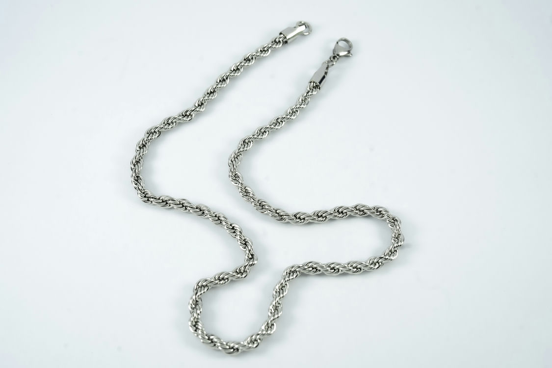 ROPE CHAIN NECKLACE