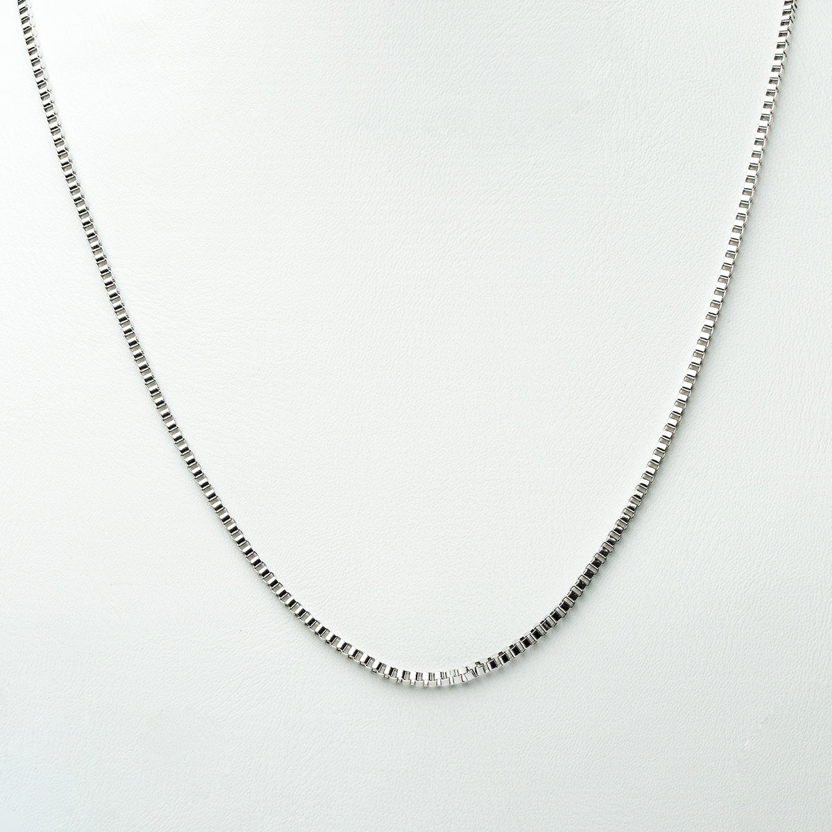 BOX CHAIN NECKLACE