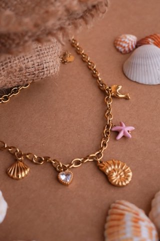 COASTAL FROST NECKLACE