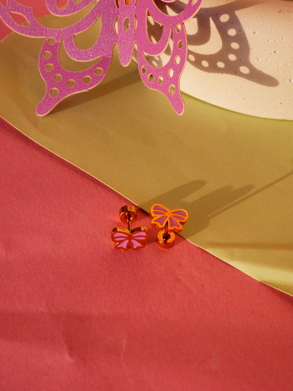 BOW AND BOTS EARRINGS
