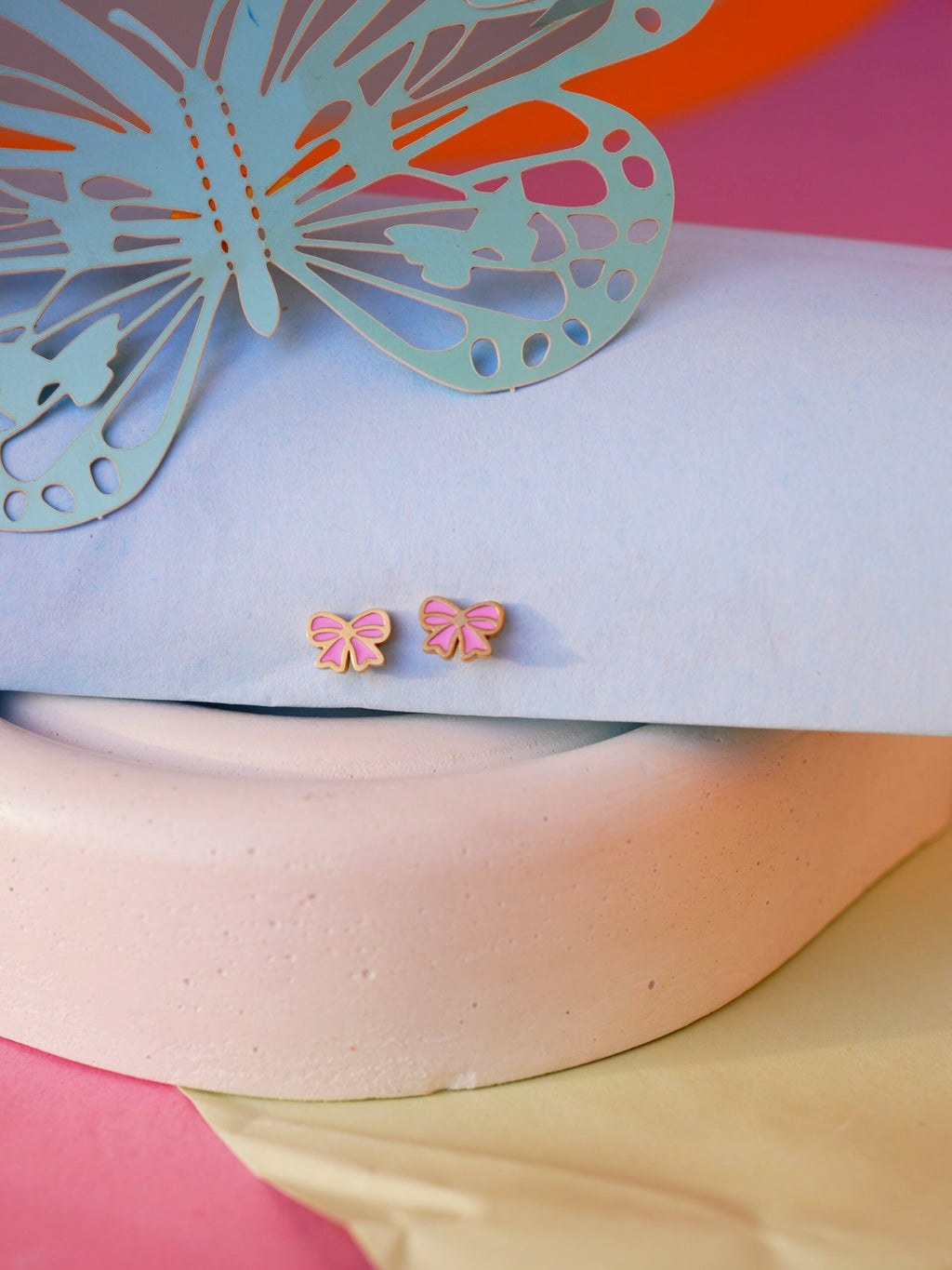 BOW AND BOTS EARRINGS