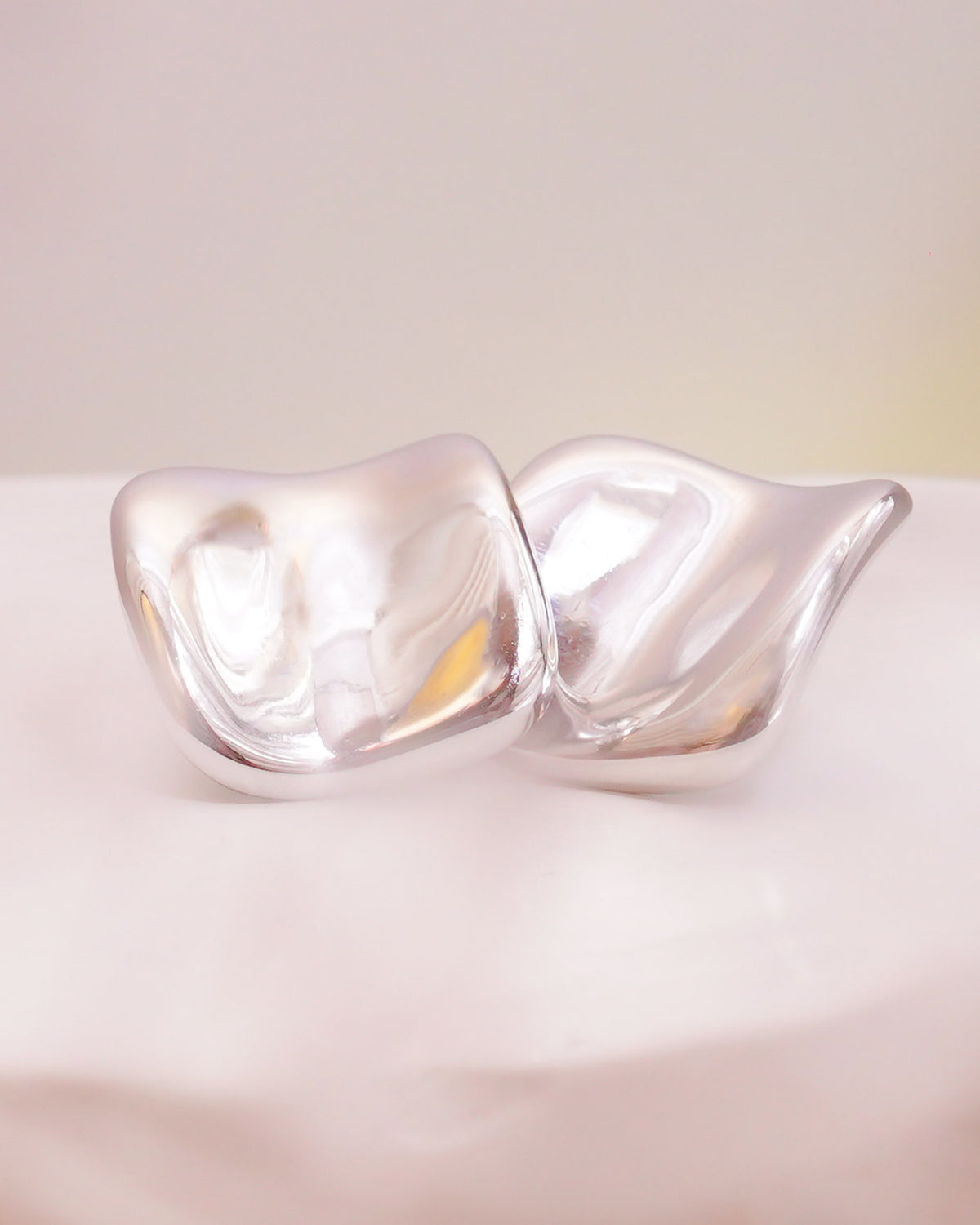 BREEZE EARRINGS