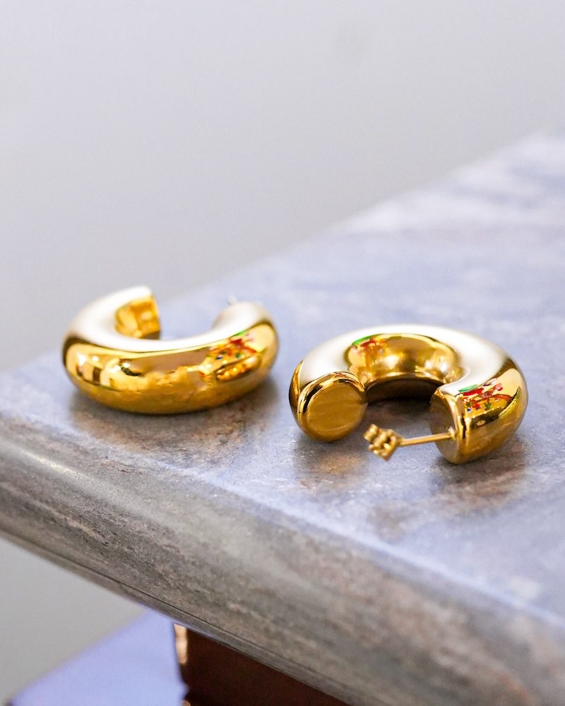 SIENNA HOOP EARRING