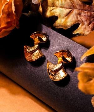 SWAY GOLD EARRINGS